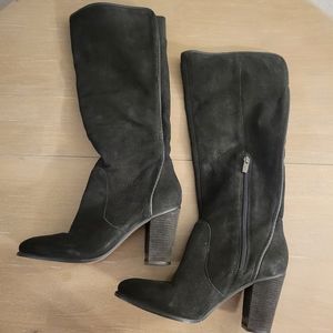 Vince Camuto Framina Boots Sz 9